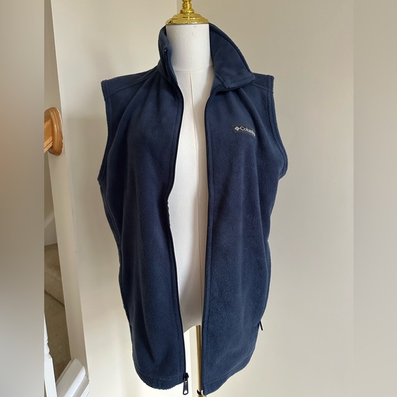 Columbia Blue Fleece Vest - Small - Picture 2 of 8